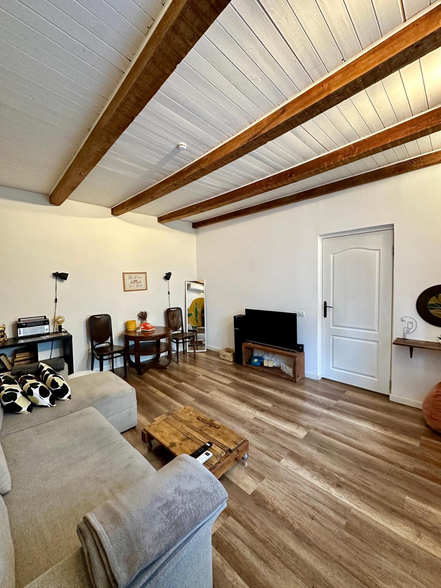 Villa Interbelic House With Courtyard And Terrace Bucarest Esterno foto